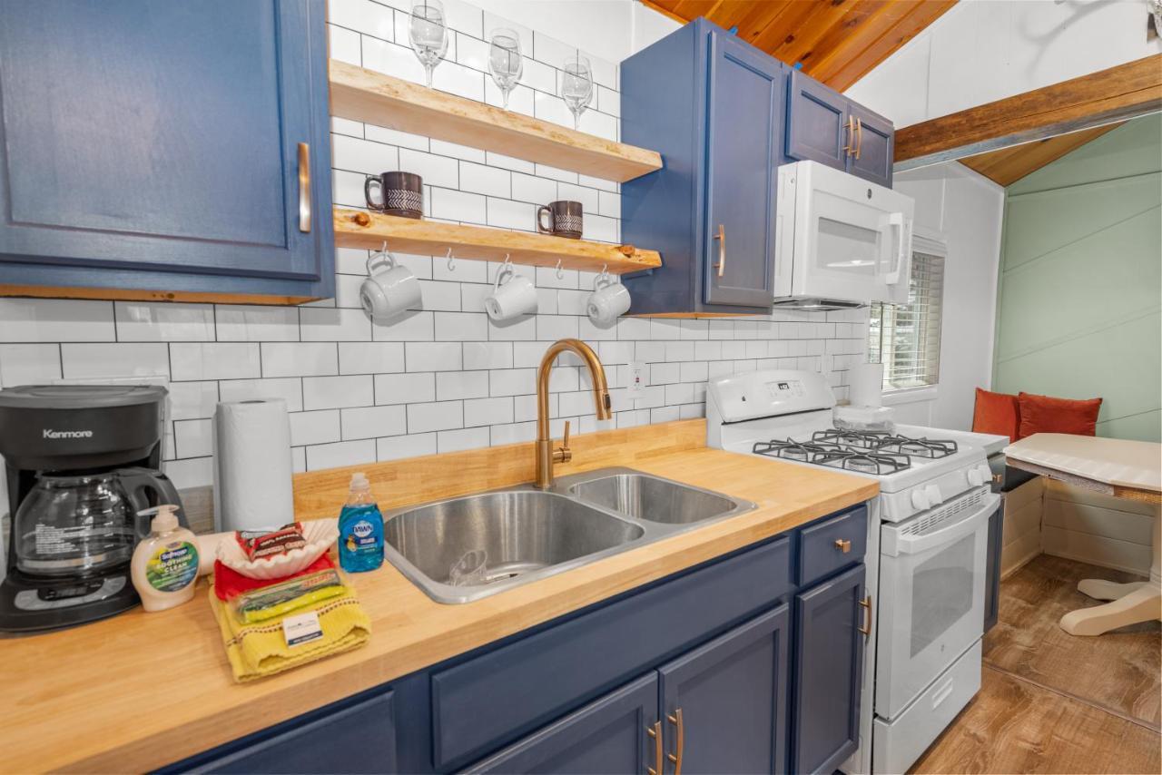 Dark Pine Retreat - Excellent Setting Compliments This Charming Big Bear Cabin! ビッグ・ベア・シティ エクステリア 写真