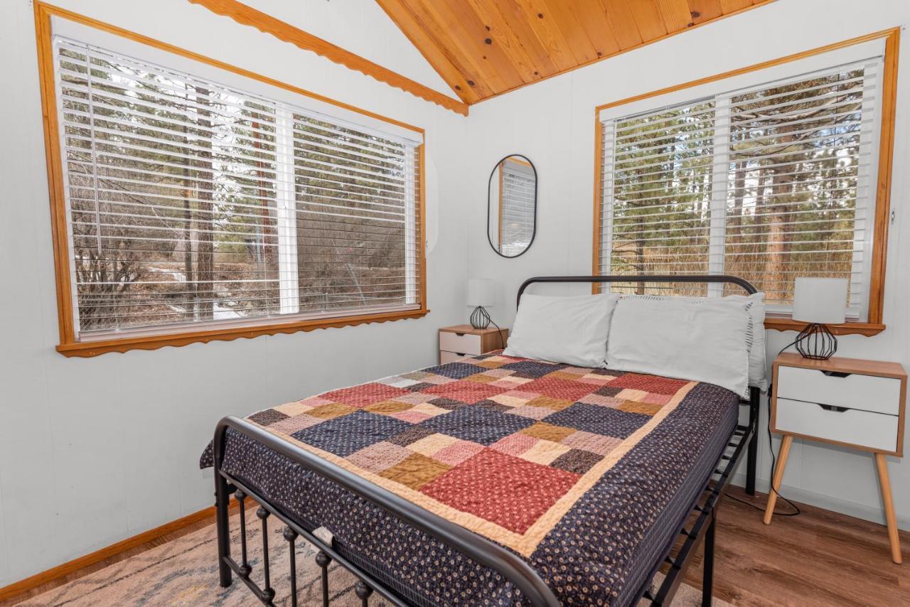 Dark Pine Retreat - Excellent Setting Compliments This Charming Big Bear Cabin! ビッグ・ベア・シティ エクステリア 写真
